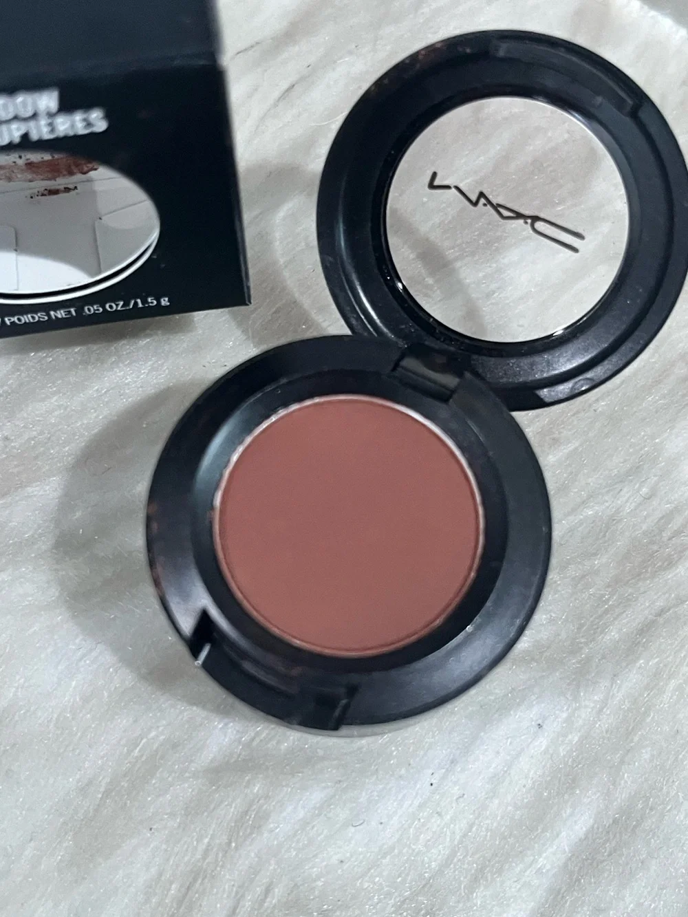 NEW MAC Cosmetics Swiss Chocolate Soft Matte Pigmented Eyeshadow Brown Single